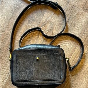 Madewell Transport Camera bag - excellent condition